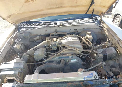 2004 Toyota Tacoma Prerunner V6 from USA, damaged, VIN 5TESN92N64Z394763